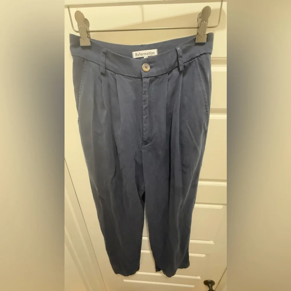 Reformation. Mason Pant. Navy. 4 Petite._3